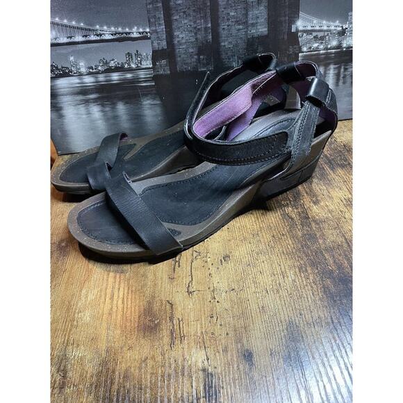Teva‎ CABRILLO Black Leather Wedge Sandals Women's Size 10 - Picture 2 of 6